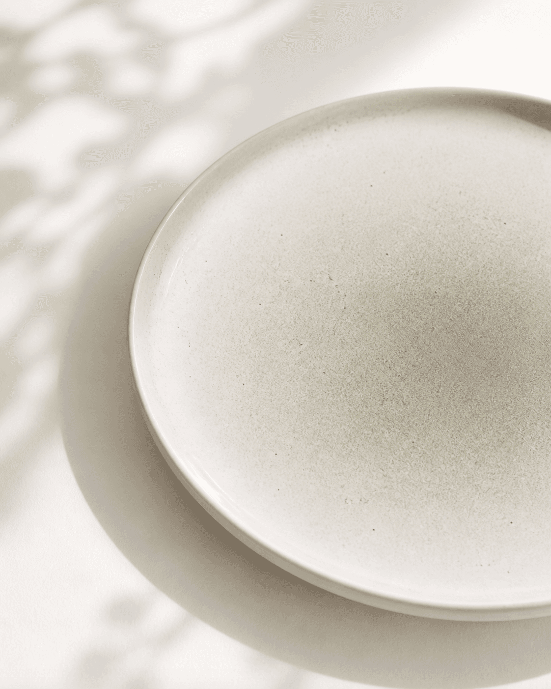 Abstract tide blue ceramic plate crop